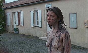 Actress - Maria Wrobel: Movie - Que ma volonte soit faite